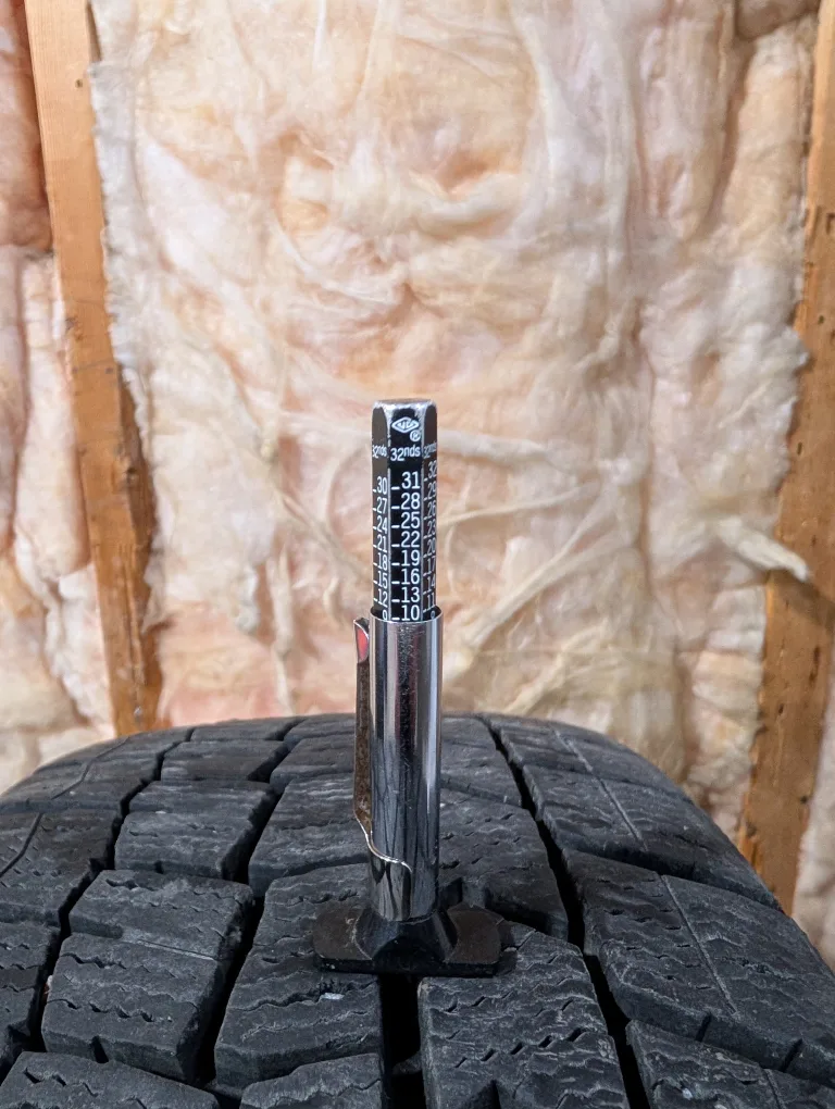 (4)-185/55R16 Winter Tires On Steel Rims 4x108 Ford Focus image indicator(4)