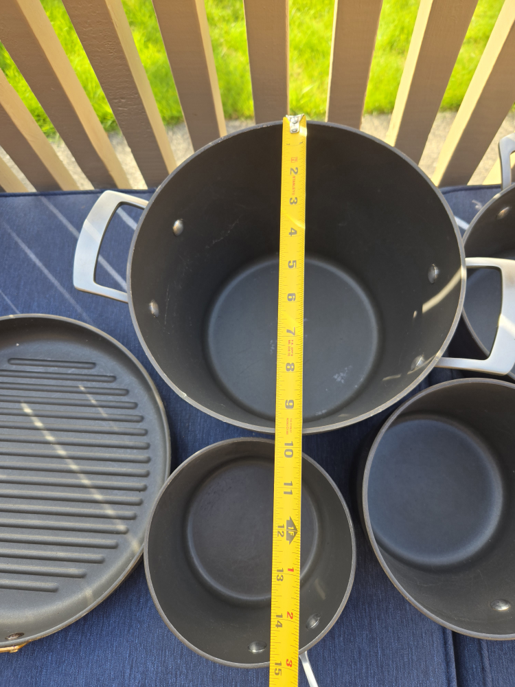 Kirkland Nonstick Cookware Set - 12 Pieces - photo 5