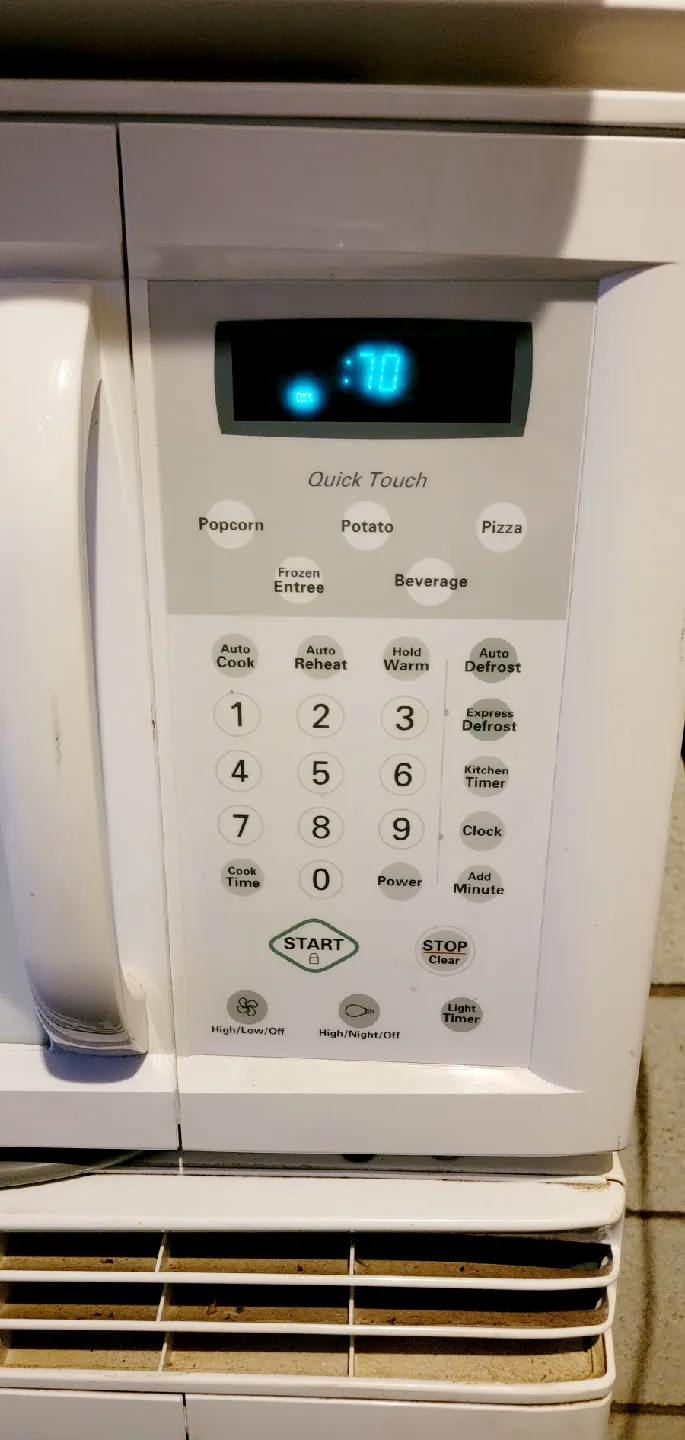 KENMORE MICROWAVE OVEN EXCELLENT CONDITION AND VERY CLEAN image indicator(5)