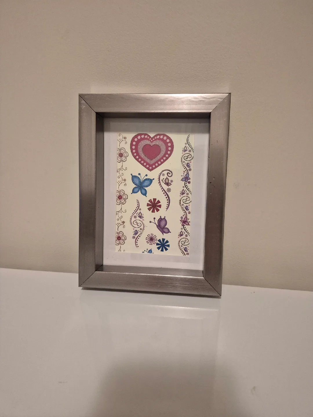 Framed Butterfly 🦋 & Heart 💗 Art 🎨 image indicator(2)
