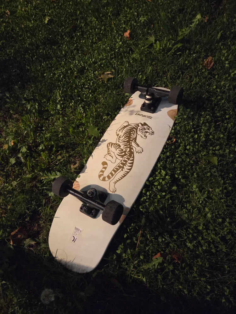 Landyachtz Dinghy Cruiser Skateboard thumbnail