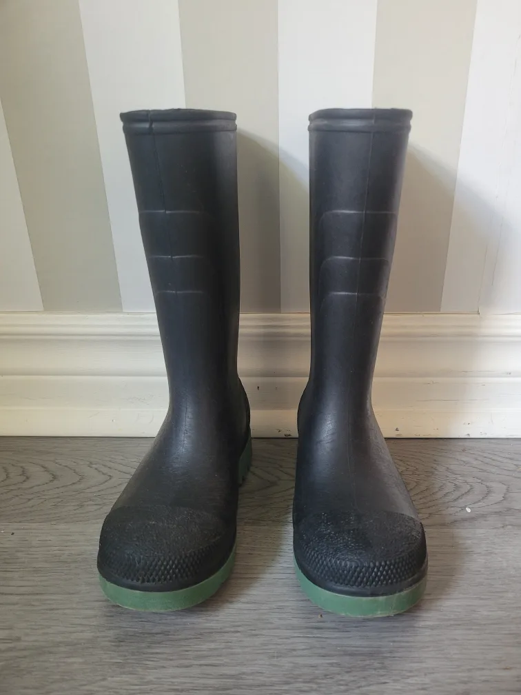 Black Rain Boots with Green Soles thumbnail