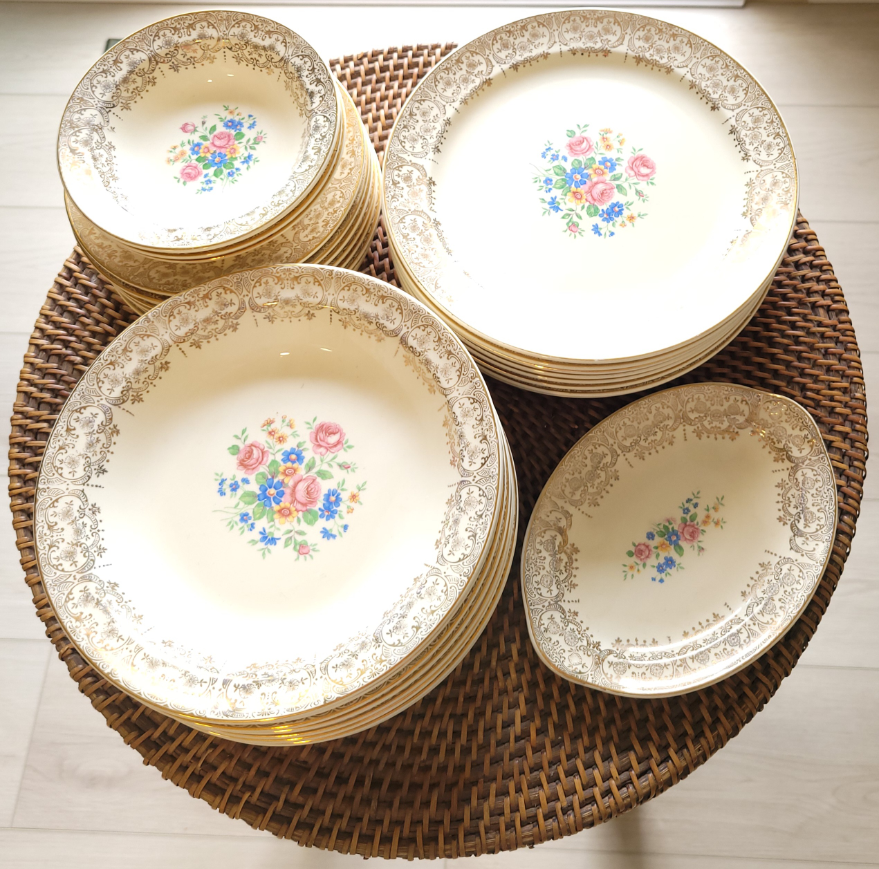 Vintage Style Plate