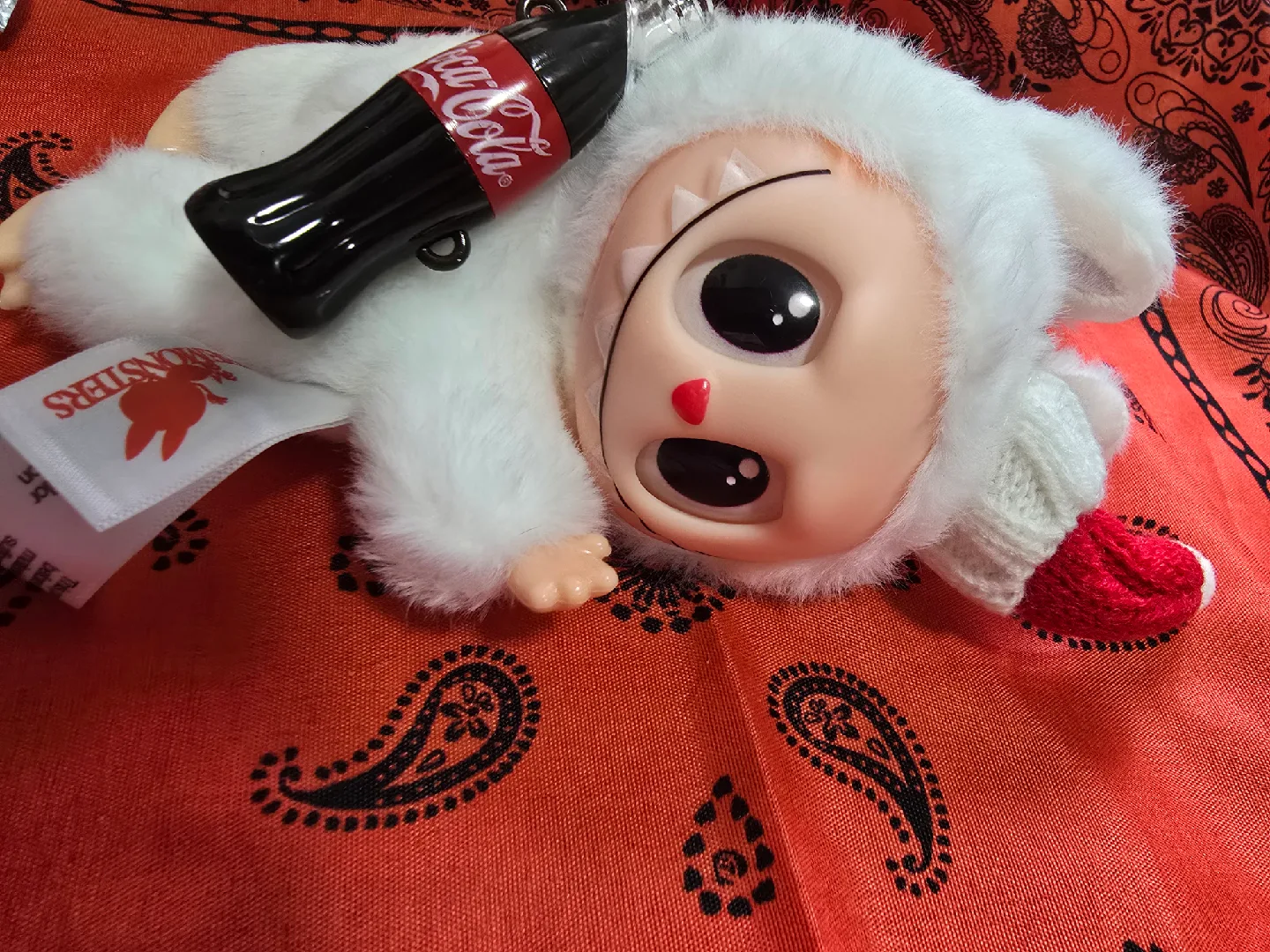 Pop Mart La Bubu Coca-Cola Series Plush image indicator(3)