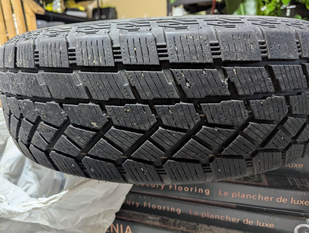 Aplus Tire 225/60R18 full set winter - photo 3