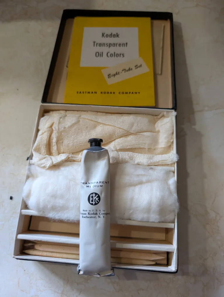 Kodak Transparent Oil Colors Eight-Tube Set image indicator(7)