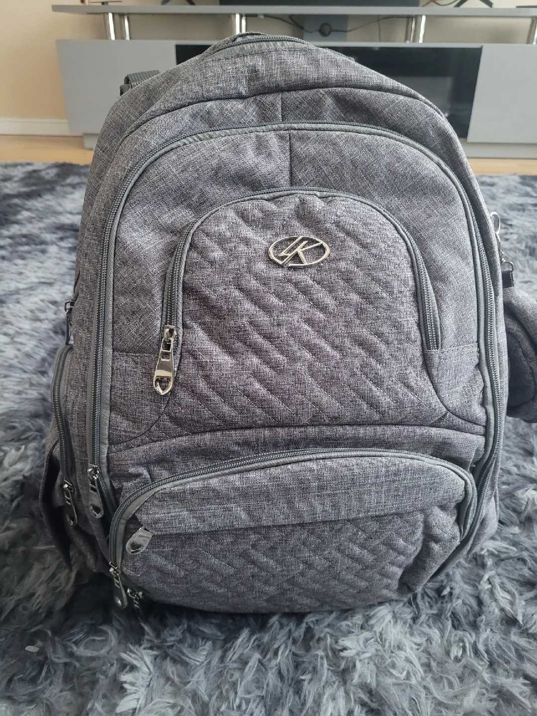 Grey Diaper Backpack with Changing Pad image indicator(7)