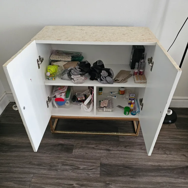 Accent Cabinet image indicator(3)