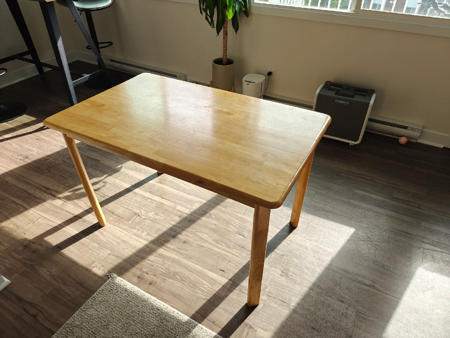 Solid wood table 47"x29"x29" thumbnail