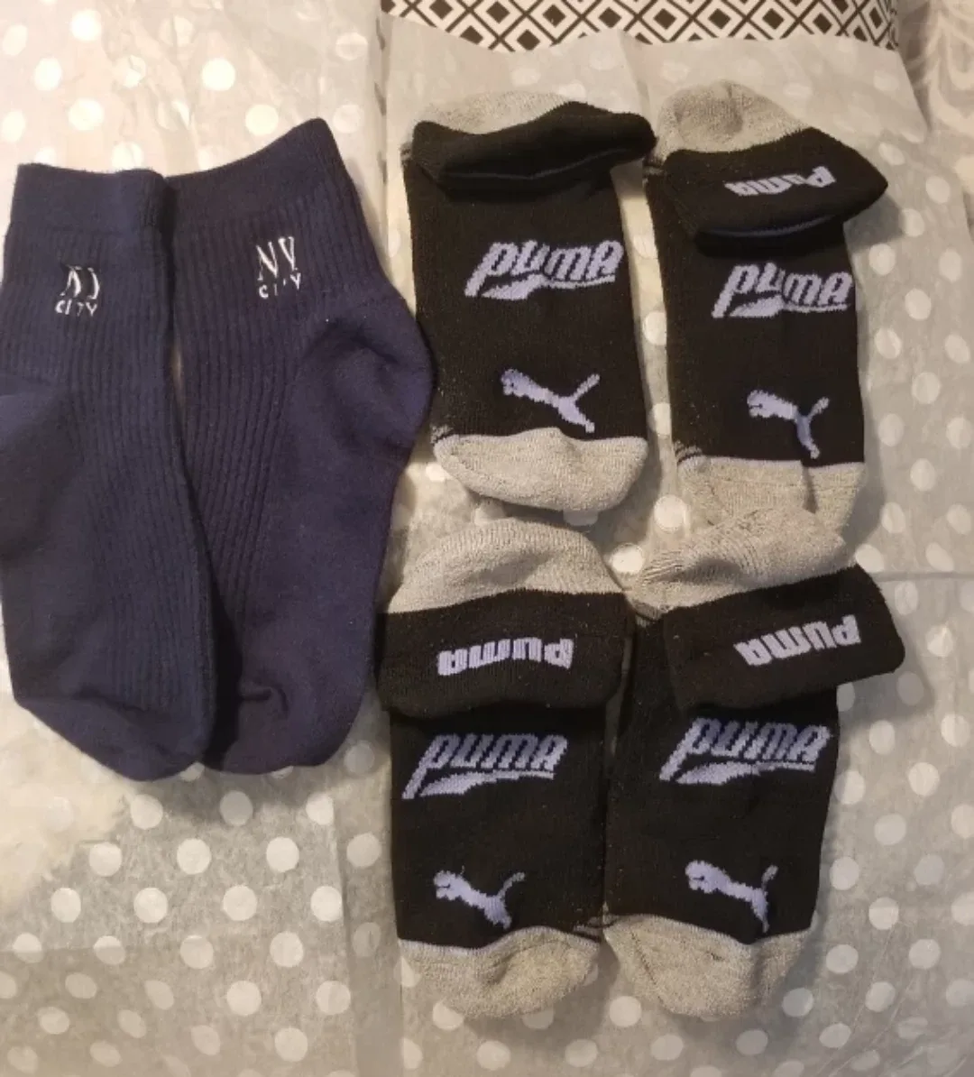 Merrell,Reitman's and Puma Sock image indicator(5)