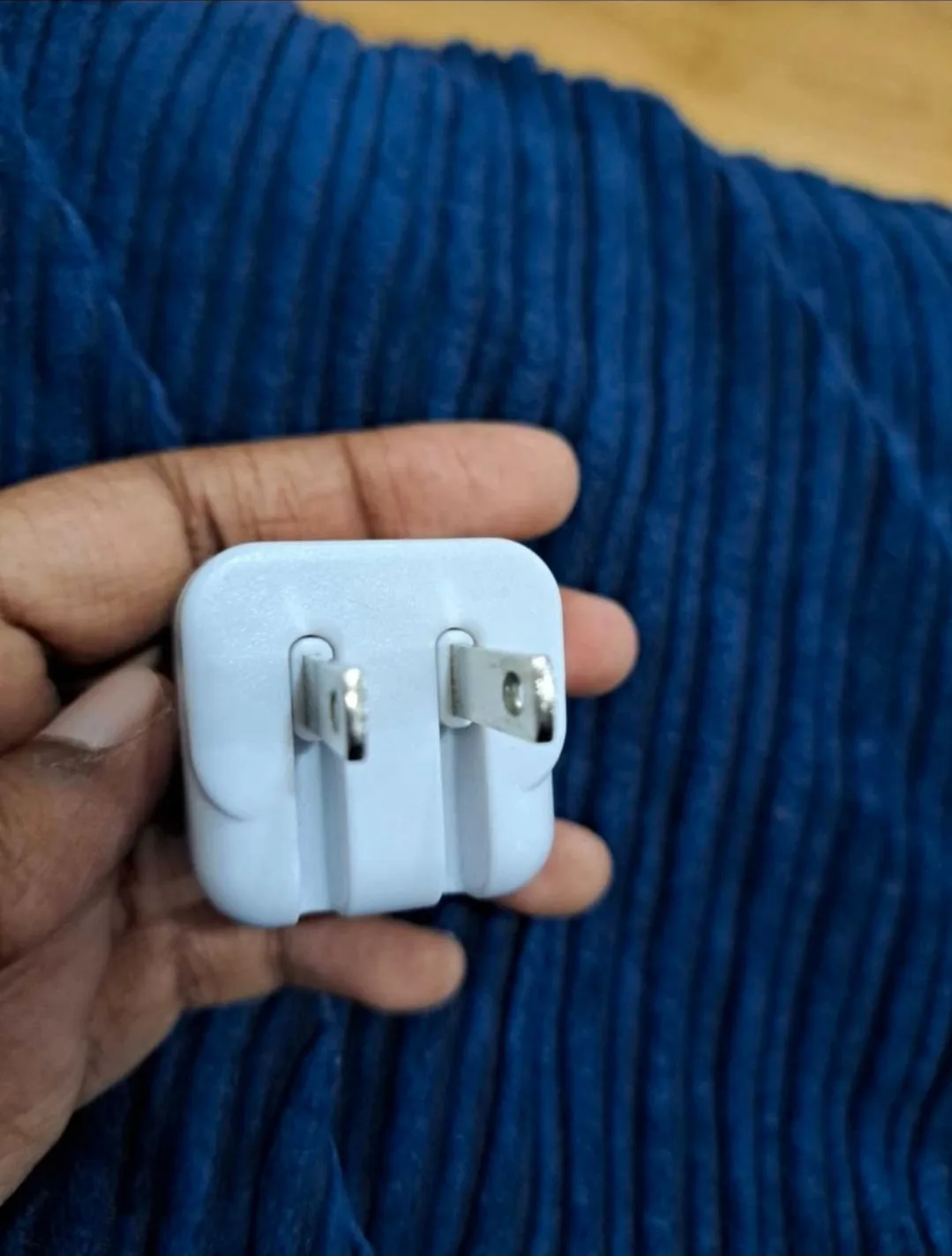 USB-A Wall Charger image indicator(2)