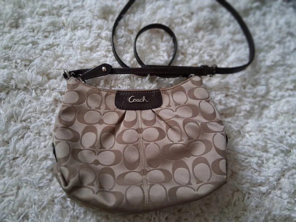 Coach Signature Canvas Crossbody Bag thumbnail