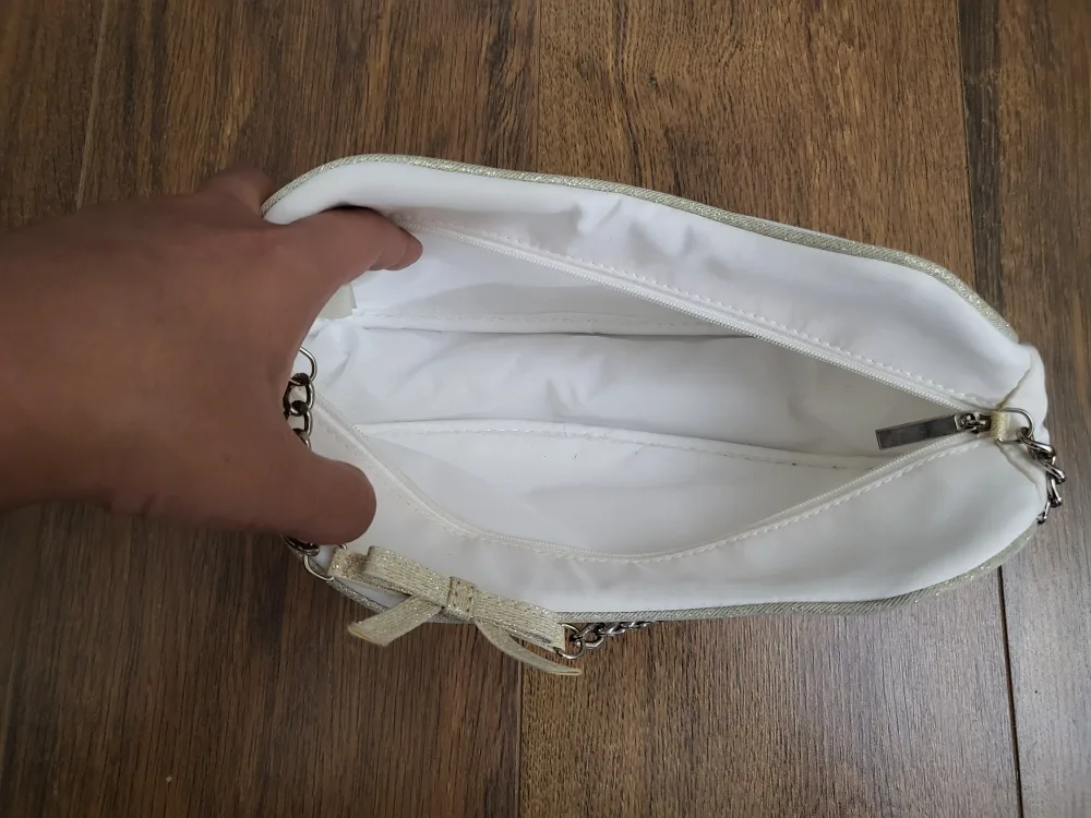 Dior clutch vintage image indicator(2)