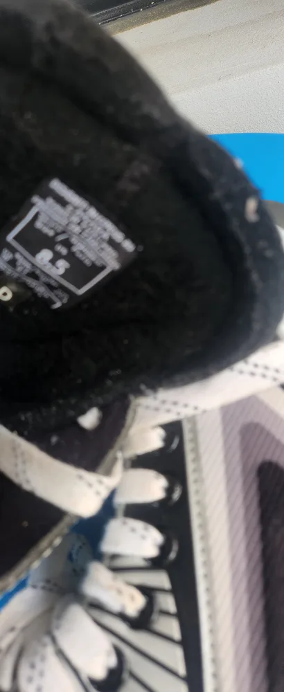 CCM Vector 04 Ice Hockey Skates - Size 8.5 image indicator(2)