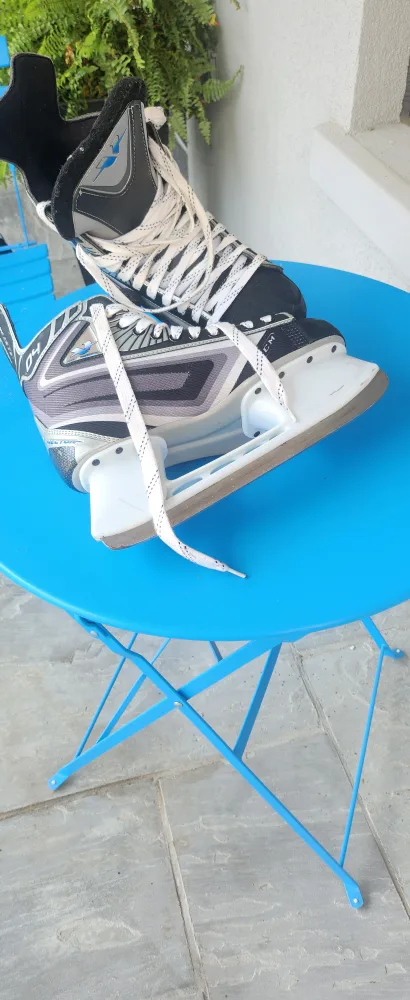 CCM Vector 04 Ice Hockey Skates - Size 8.5 image indicator(5)