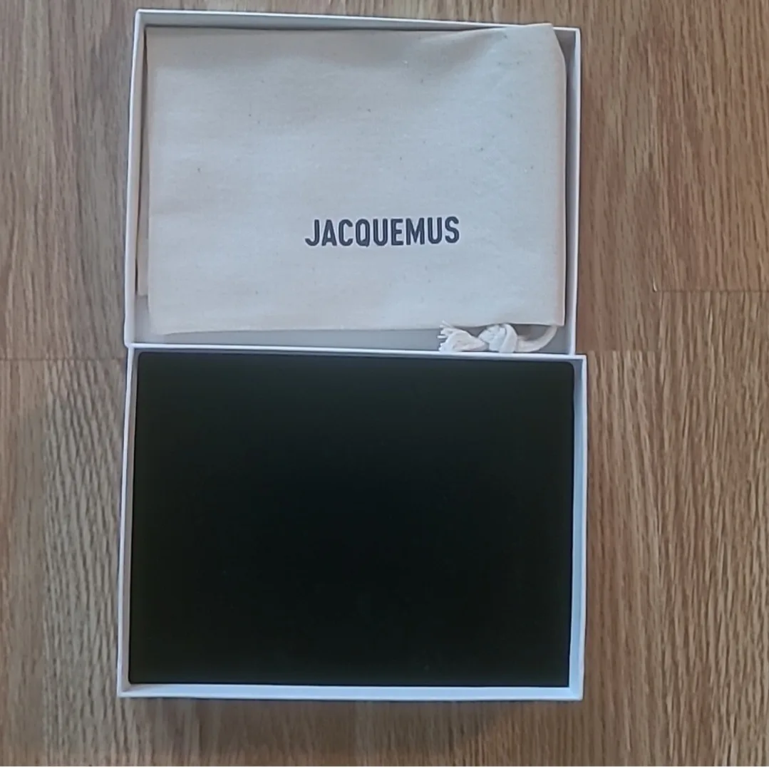 Jacquemus Gold-Tone Necklace image indicator(7)