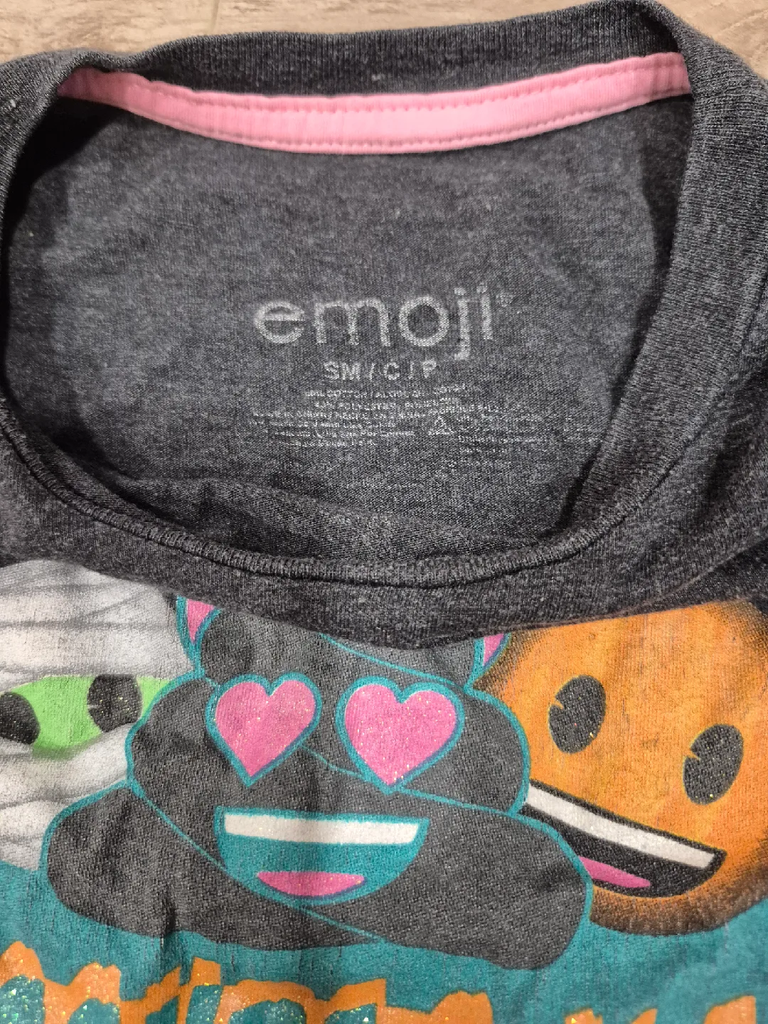 Emoji Girls' Spooktacular T-Shirt - Size Small image indicator(2)