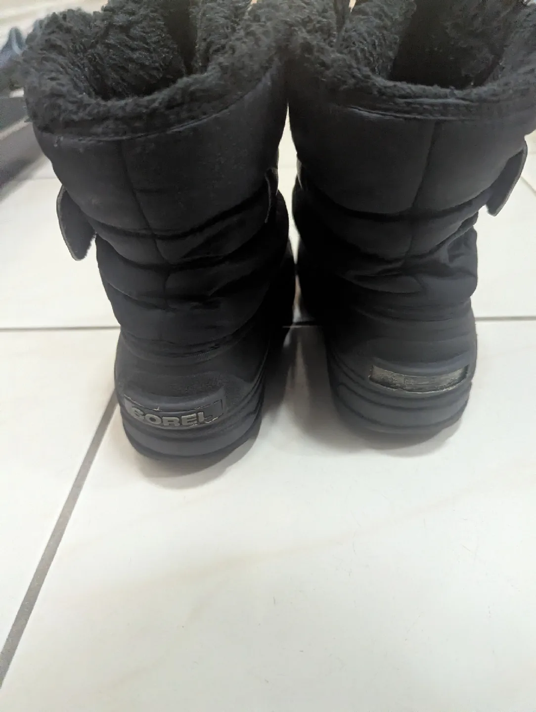 Sorel Kid's Snow Commander Boots, Size 13 image indicator(2)