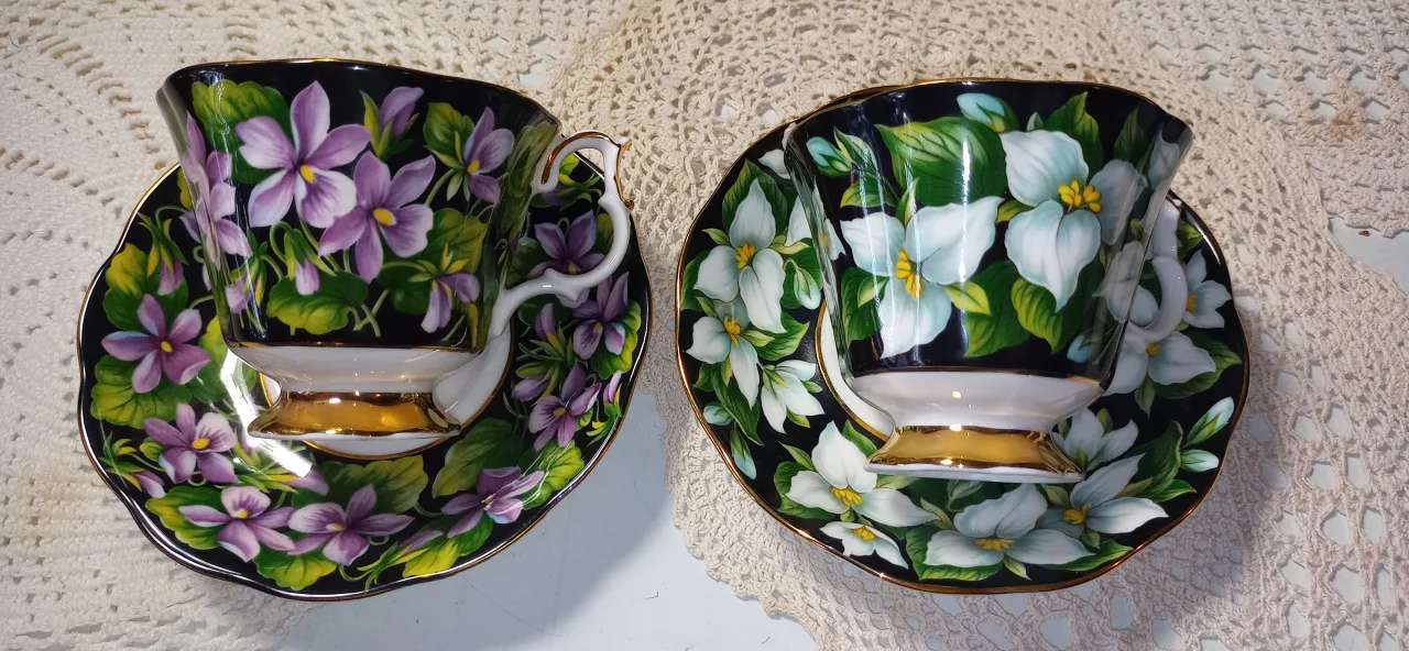 Royal Albert Provincial Flowers Teacup & Saucer Set image indicator(6)