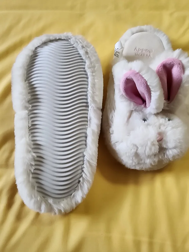 Warm Buddy Bunny Slippers - Size 6/7 image indicator(3)