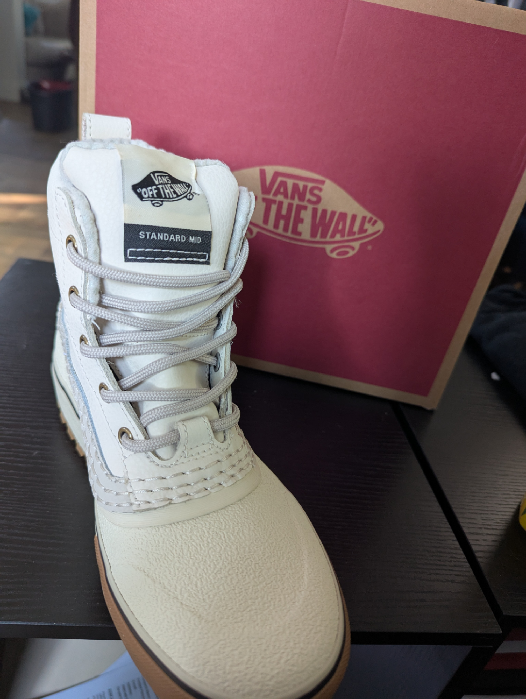 Vans Standard Mid Snow Boot - Size 9 - photo 2