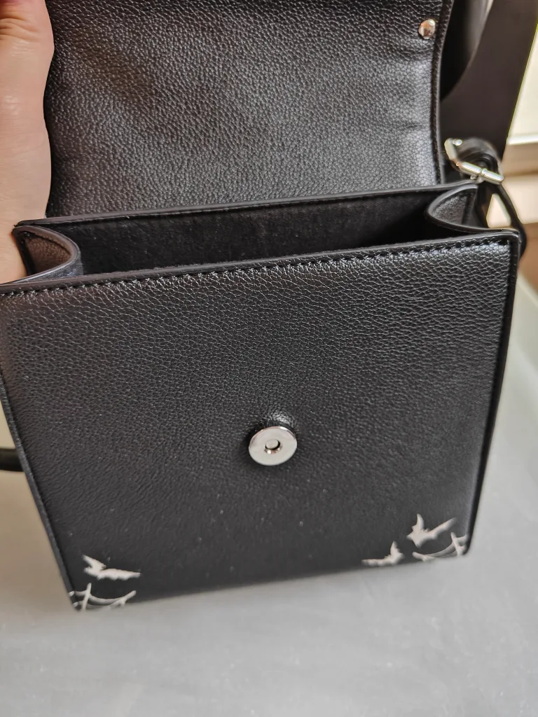 Nightmare Before Christmas Crossbody Bag image indicator(4)