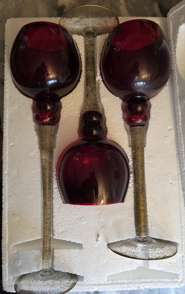 Holiday Things Red Glass Candleholders (Set of 3) - photo 3