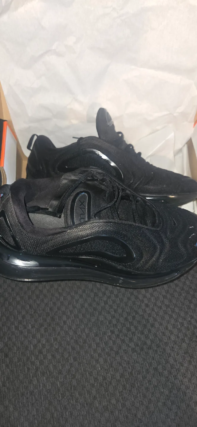 Nike Air Max 720 Black - Size 11 thumbnail