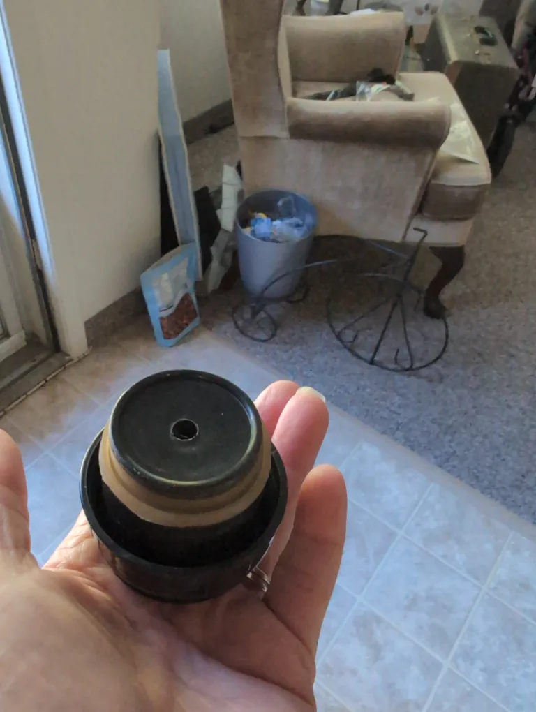 Tim Hortons Stainless Steel Thermos image indicator(4)