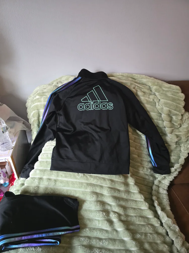 Adidas Black Tracksuit Set image indicator(5)