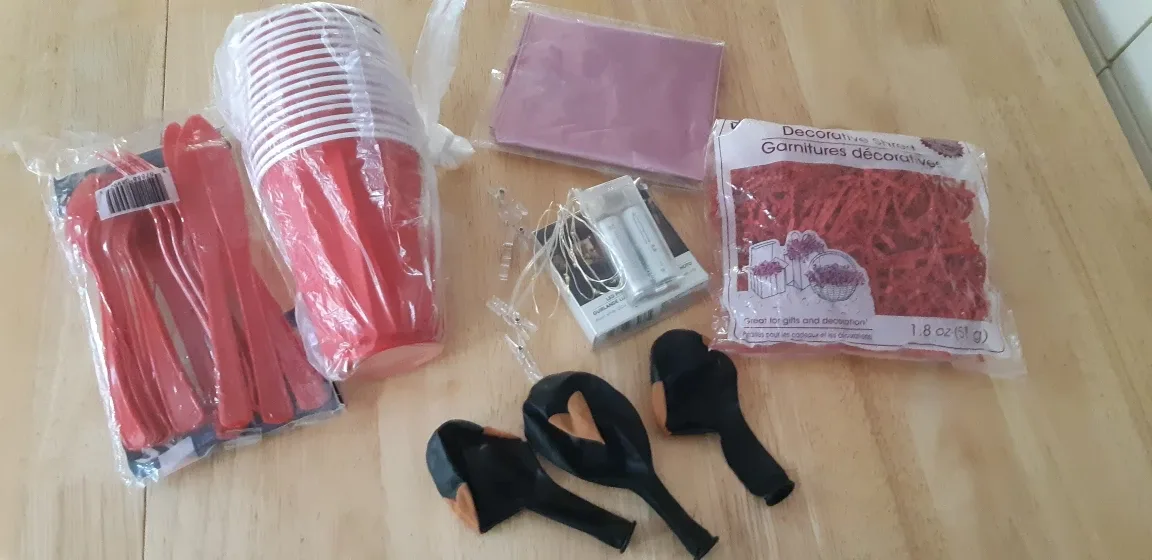Party Supplies Bundle: Cups, Cutlery, Balloons & More! thumbnail