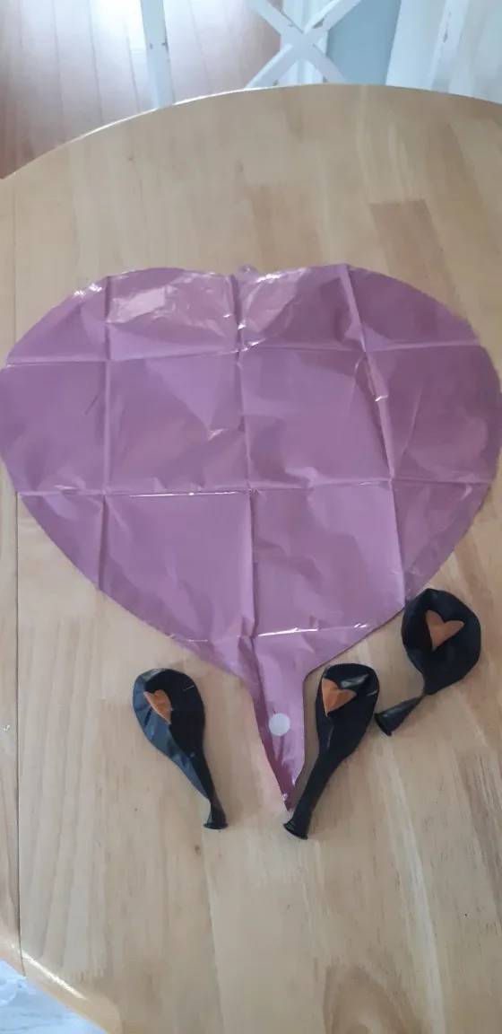 Party Supplies Bundle: Cups, Cutlery, Balloons & More! image indicator(4)