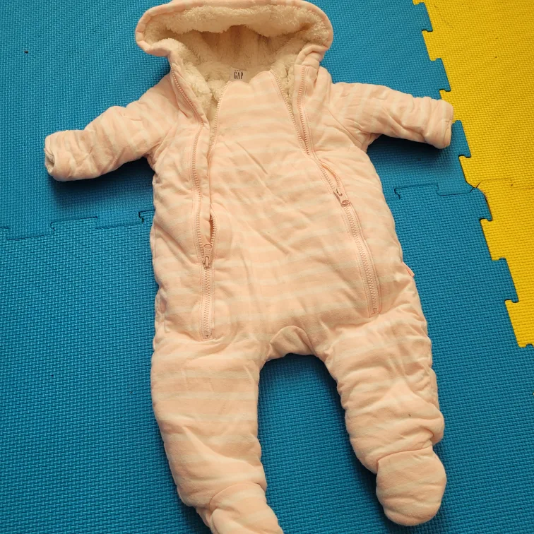 GAP Baby Snowsuit - 3-6 Months image indicator(3)