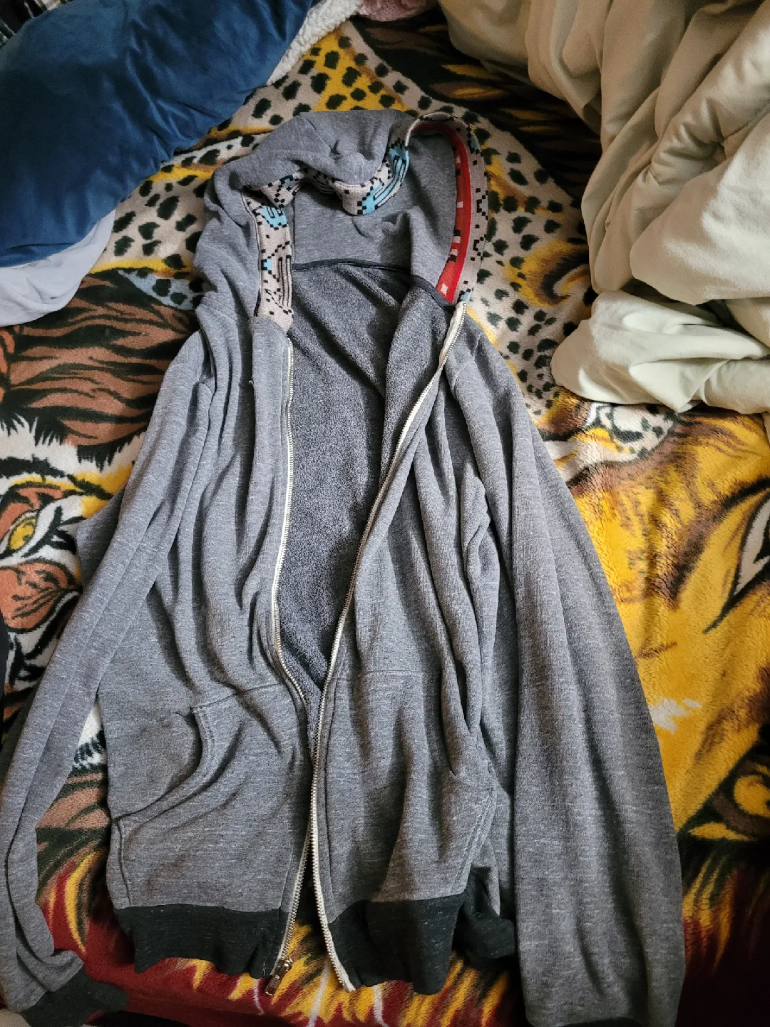 Hoodies and Jackets image indicator(3)