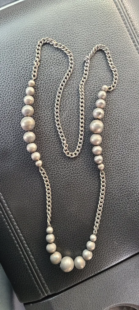Silver tone  Beaded Necklace thumbnail