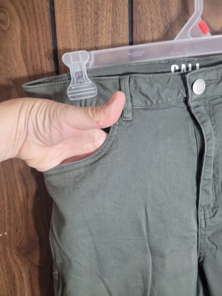 Cali High Rise Skinny Jeans - Size 13 image indicator(2)