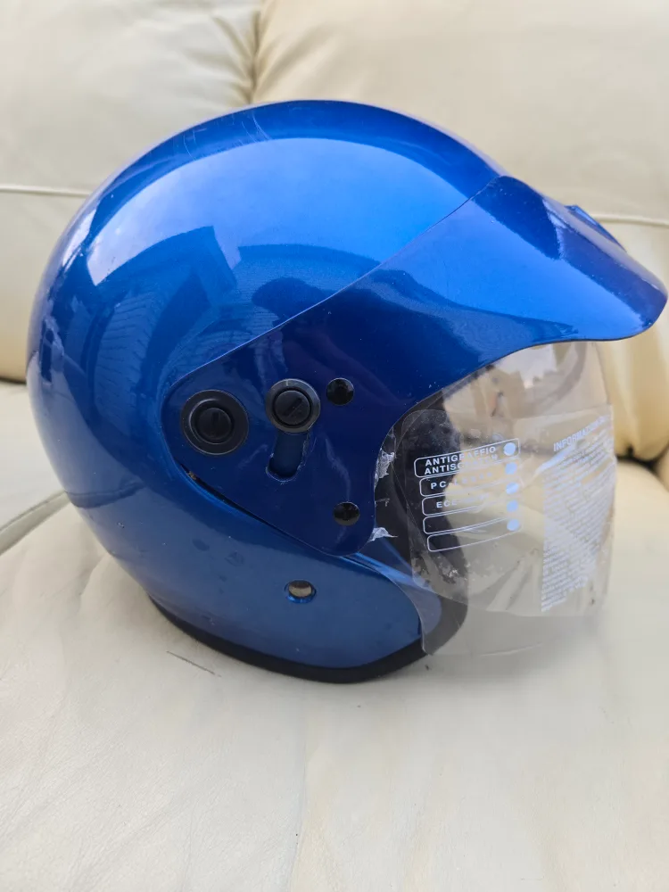Blue Motorcycle Helmet - Size L image indicator(6)