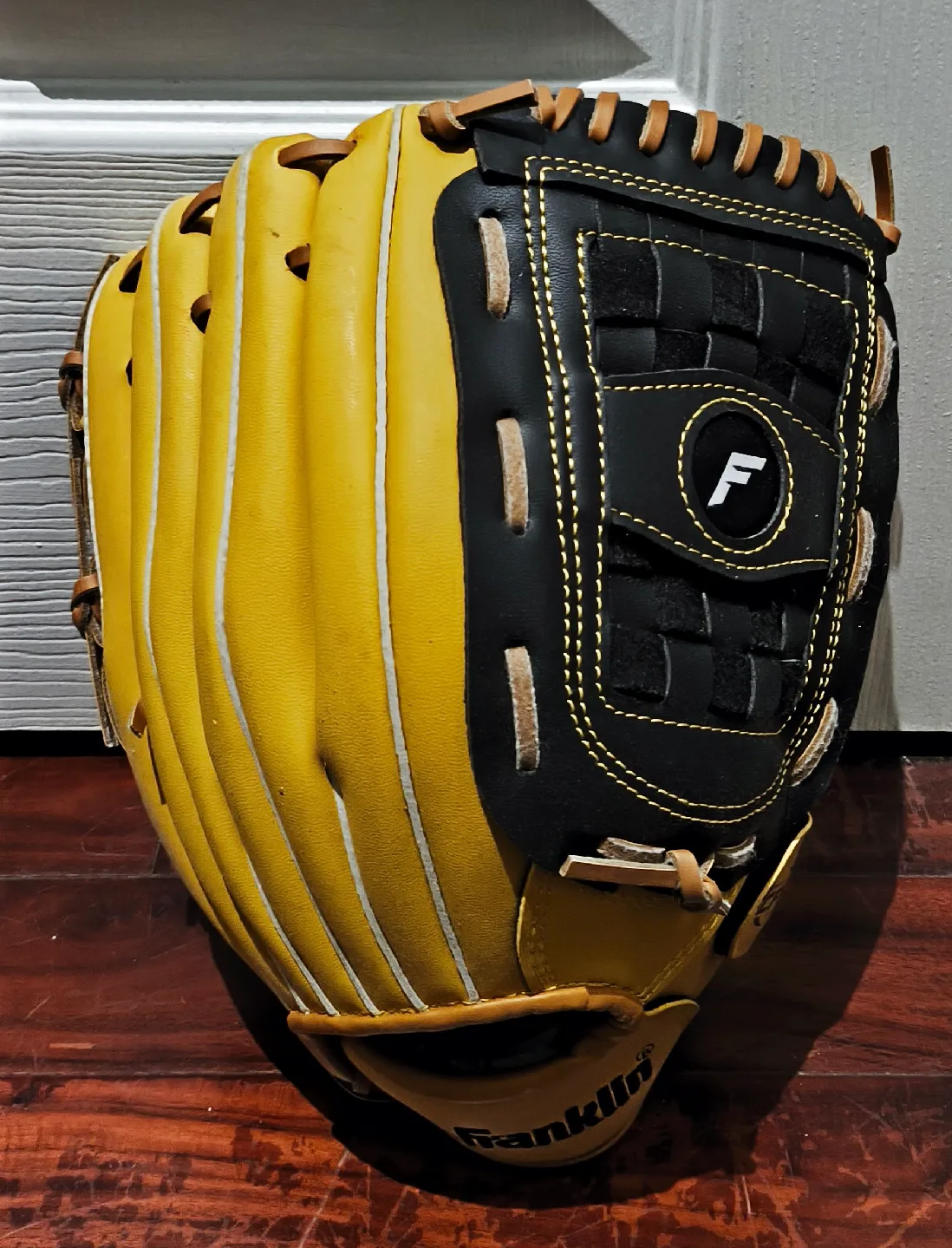Franklin Fieldmaster Series Baseball Glove image indicator(2)