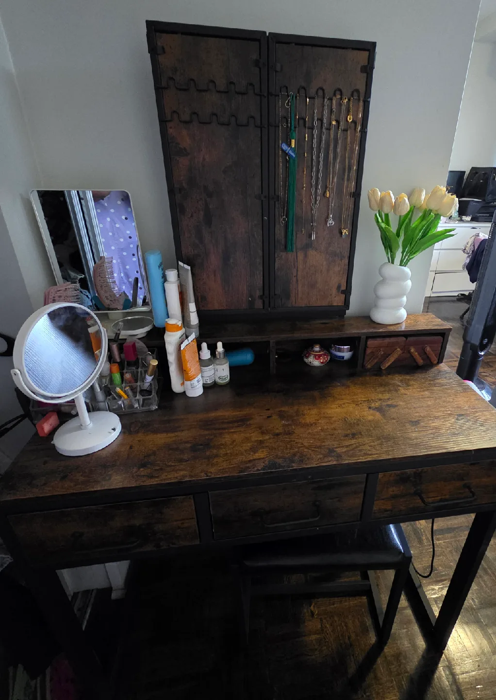 VASAGLE Vanity Set with Tri-Fold Mirror image indicator(3)