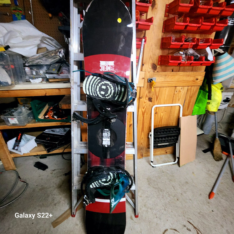 Snowboard with Bindings - photo 2