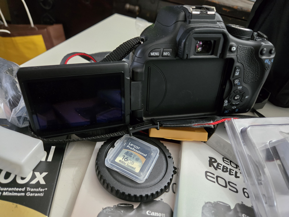 Canon EOS Rebel T3i DSLR Camera Bundle