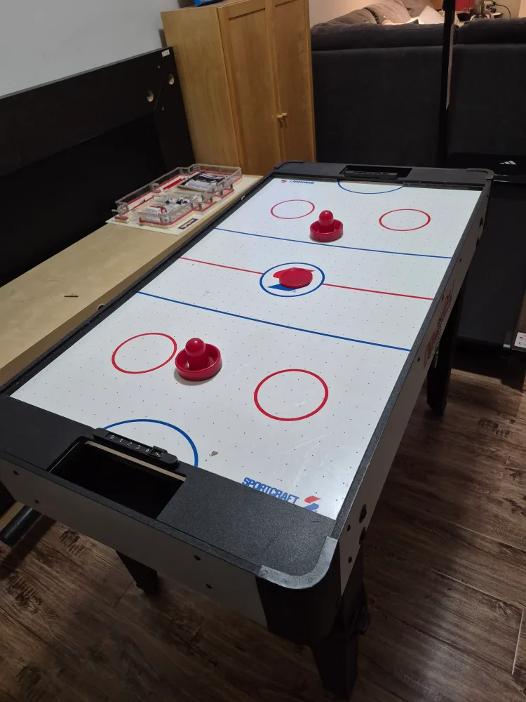 Sportcraft Odyssey Foosball Table & Air Hockey Table image indicator(5)