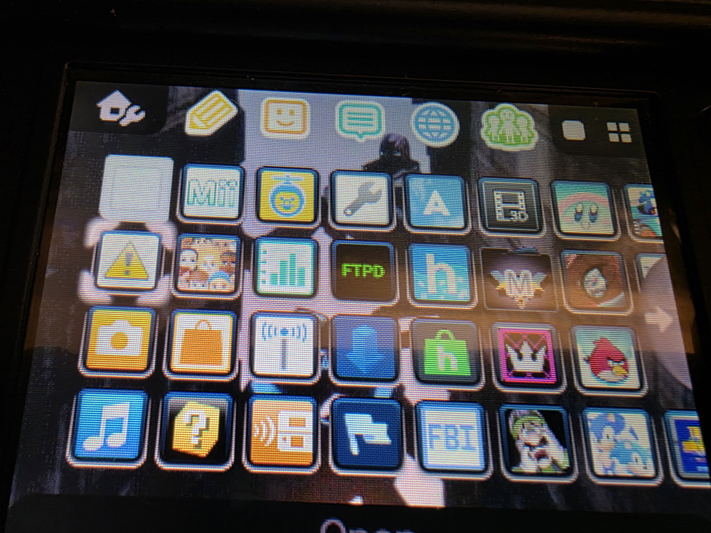 Moddded NEW 3DS XL with 64 GB micro sd card - photo 5