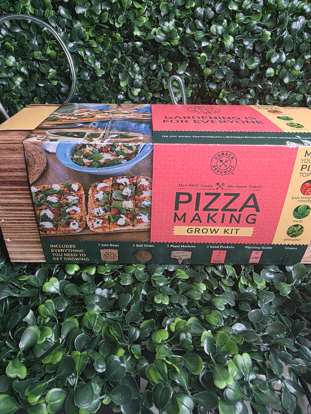 Garden Republic Pizza Making Grow Kit thumbnail