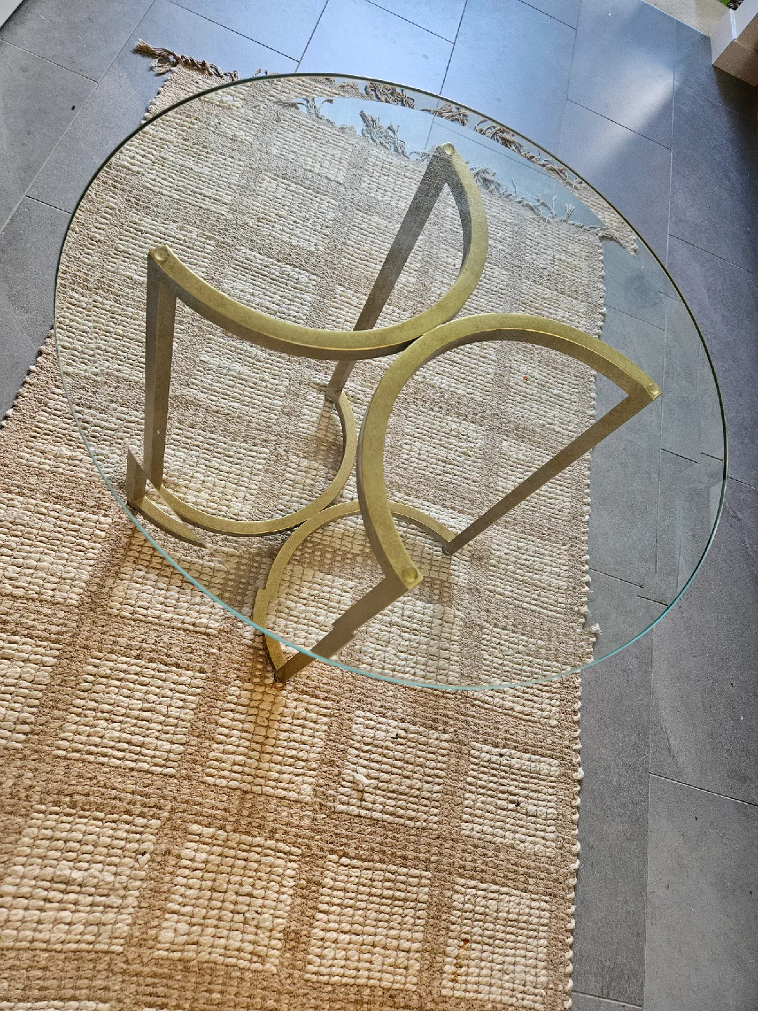 Round Glass Coffee Table with Gold Base image indicator(3)