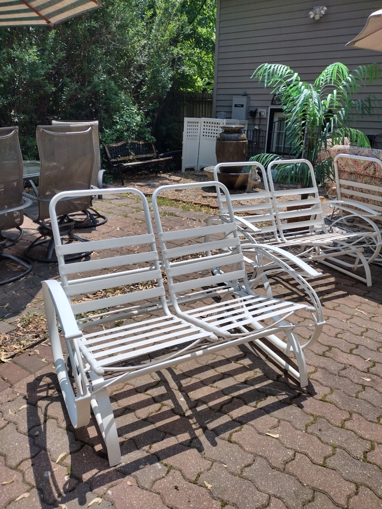 Homecrest Outdoor Patio Furniture Set 2 gliders. - photo 2