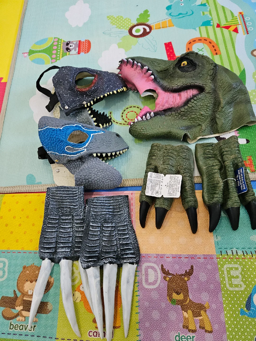 Dinosaur Masks & Claws Costume Set thumbnail
