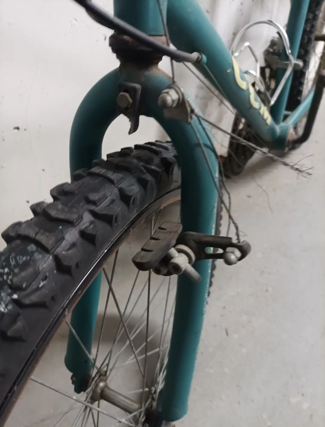 CCM Mountain Bike - Teal image indicator(2)