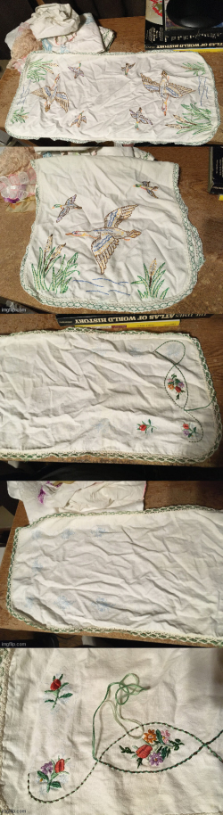 lot of 21 Vintage Embroidered Table Linens dresser scarves - photo 5