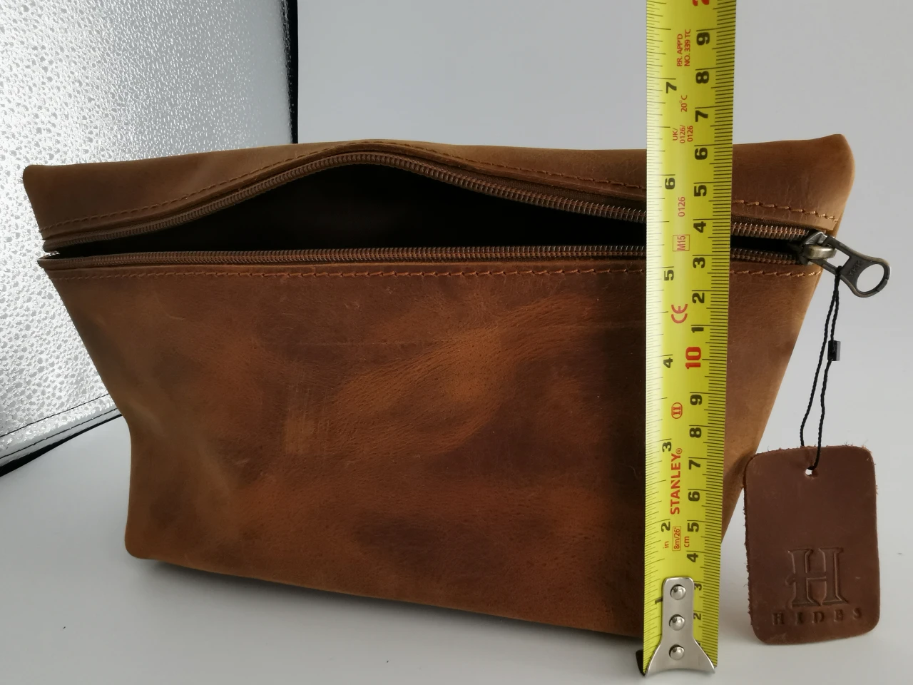 Leather Toiletry Bag - photo 4